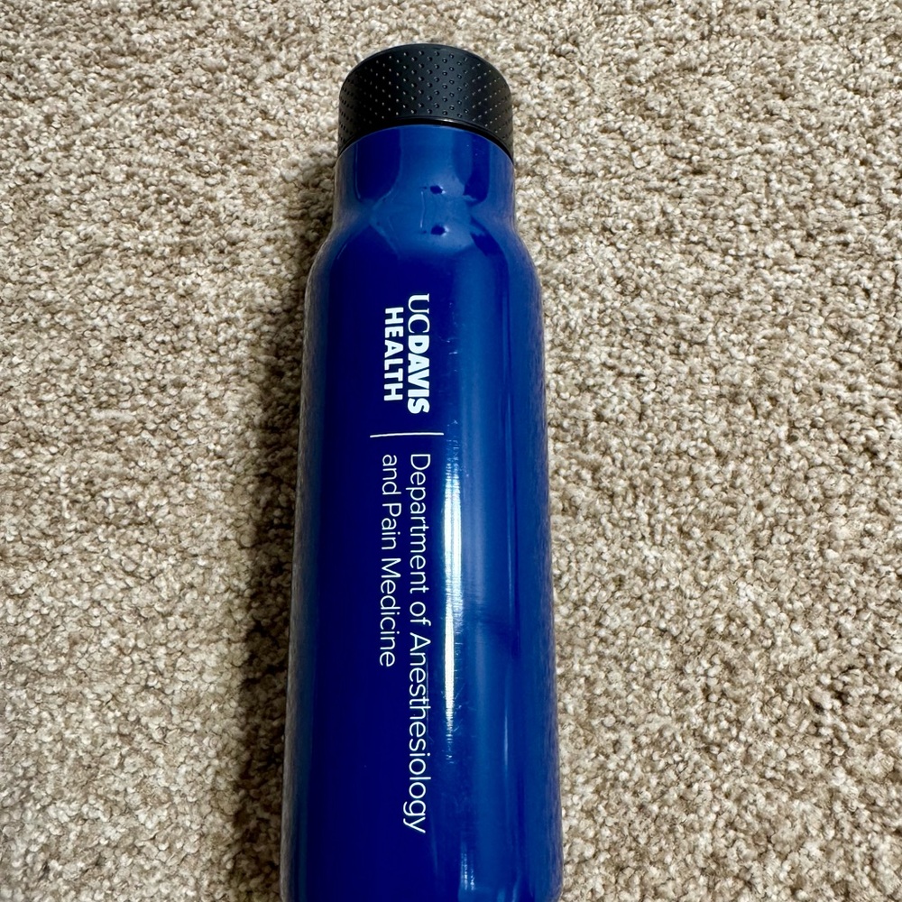 UC Davis Health Blue Insulated Bottle